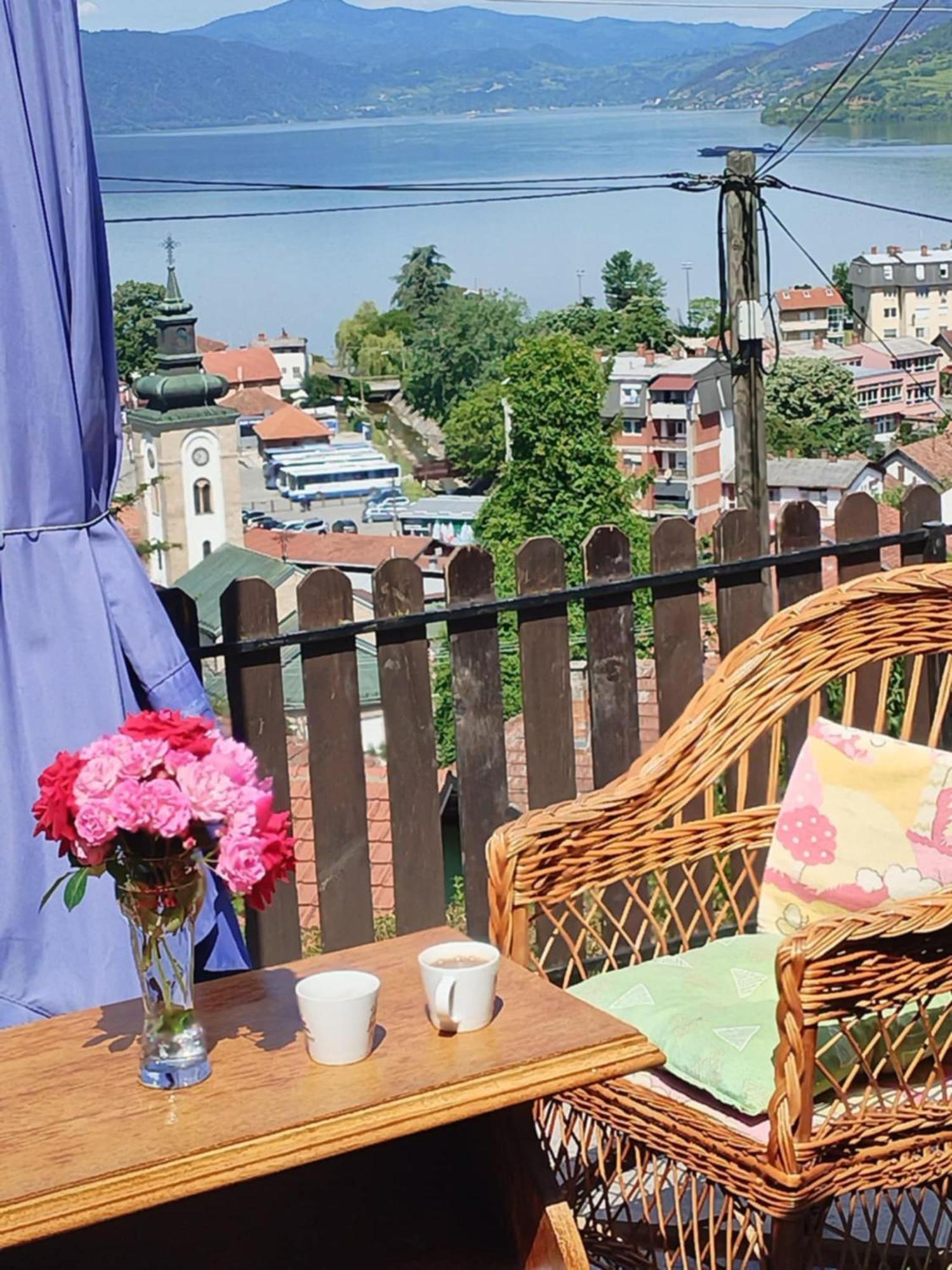 Apartman Sani 下米拉诺瓦茨 外观 照片